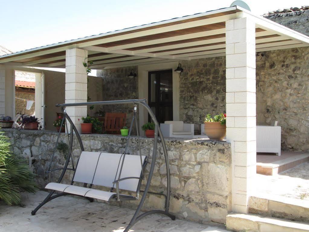 Agriturismo Serrafiori Casa Serrafiori Exteriér fotografie